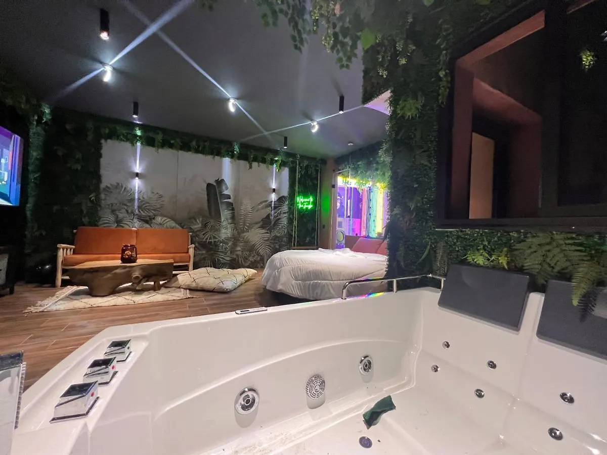 Jungle Au Centre De Marrakech Avec Jacuzzi ! location